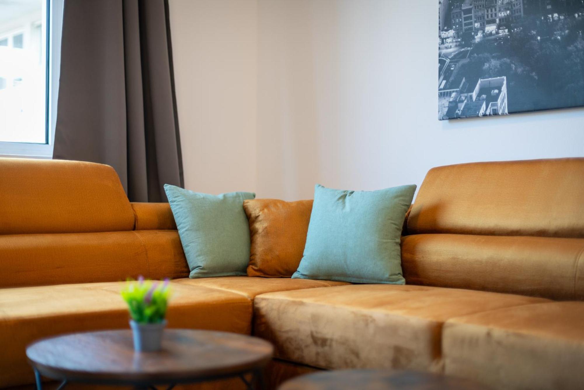 Homely-Apartment Manhattanart, Zentral, Parkplatz, Billard,Ps4, Dart, Balkon Bielefeld Zewnętrze zdjęcie