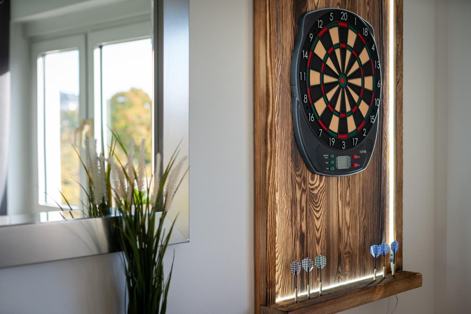 Homely-Apartment Manhattanart, Zentral, Parkplatz, Billard,Ps4, Dart, Balkon Bielefeld Zewnętrze zdjęcie